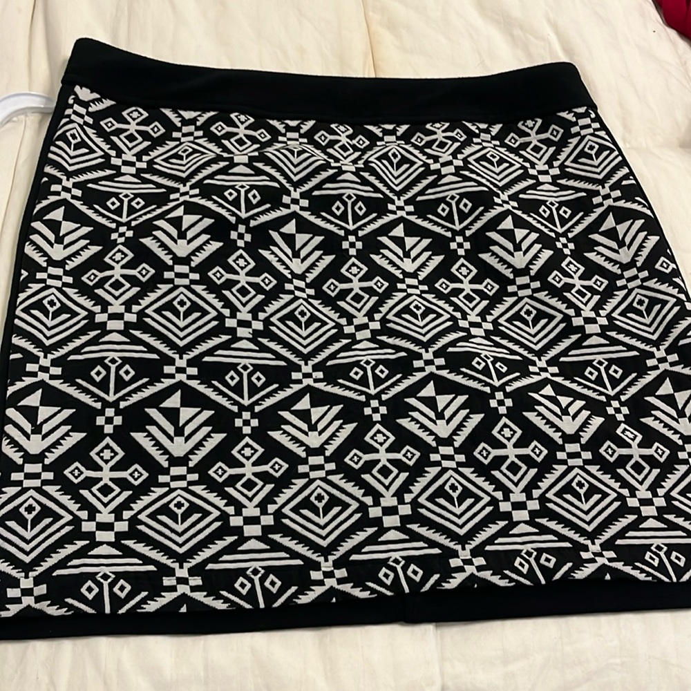 Pixley Business Career Skirt Size XL Black Gray Aztec